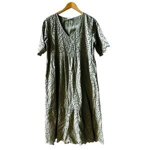 Vanessa Zani Eyelet V Neck Tiered Dress Size L Large